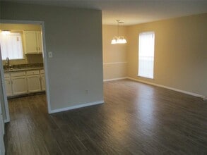 Building Photo - 5506 Deep Forest Dr