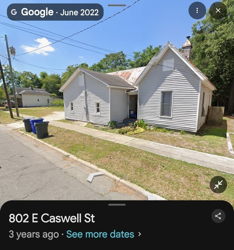 Building Photo - 800 E Caswell St