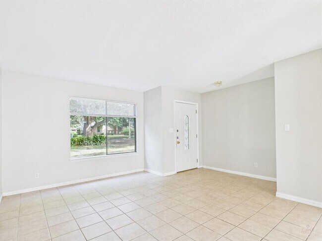 Foto del edificio - 9520 Quail Village Ln