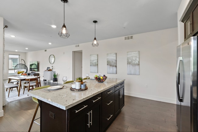 Building Photo - 460 Montague Expy