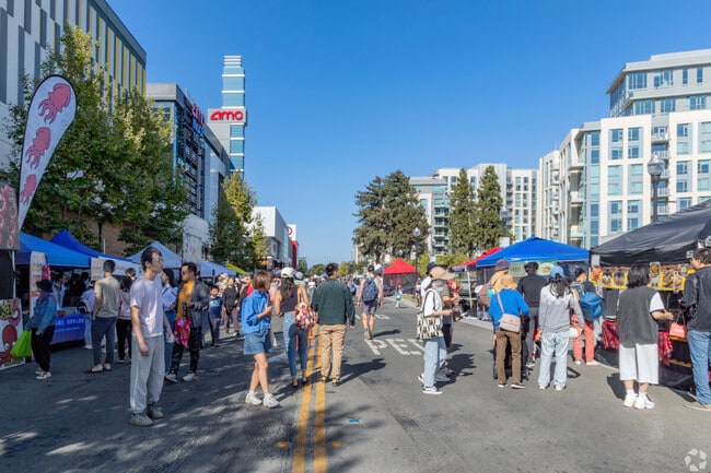 Sunnyvale Mid-Autumn Festival is the largest food and entertainment festival.