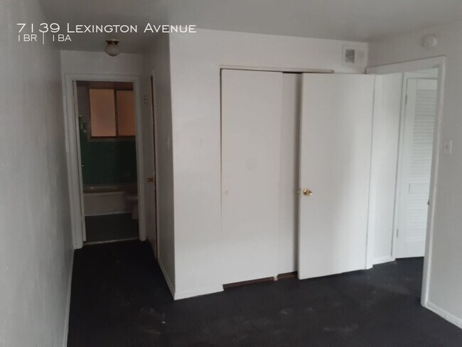 Foto del edificio - 7139 Lexington Ave