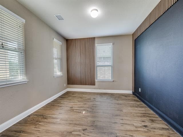 Building Photo - 2612 Wayne Ave