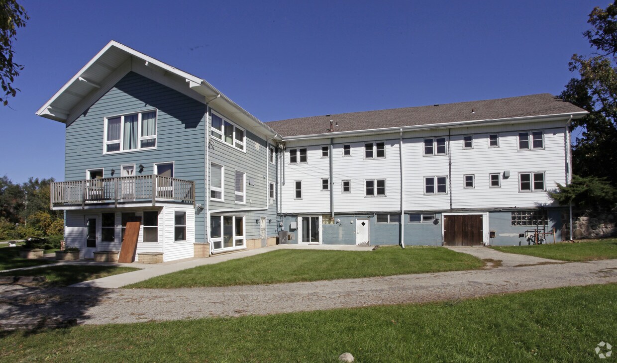Building Photo - N3155 County Road H