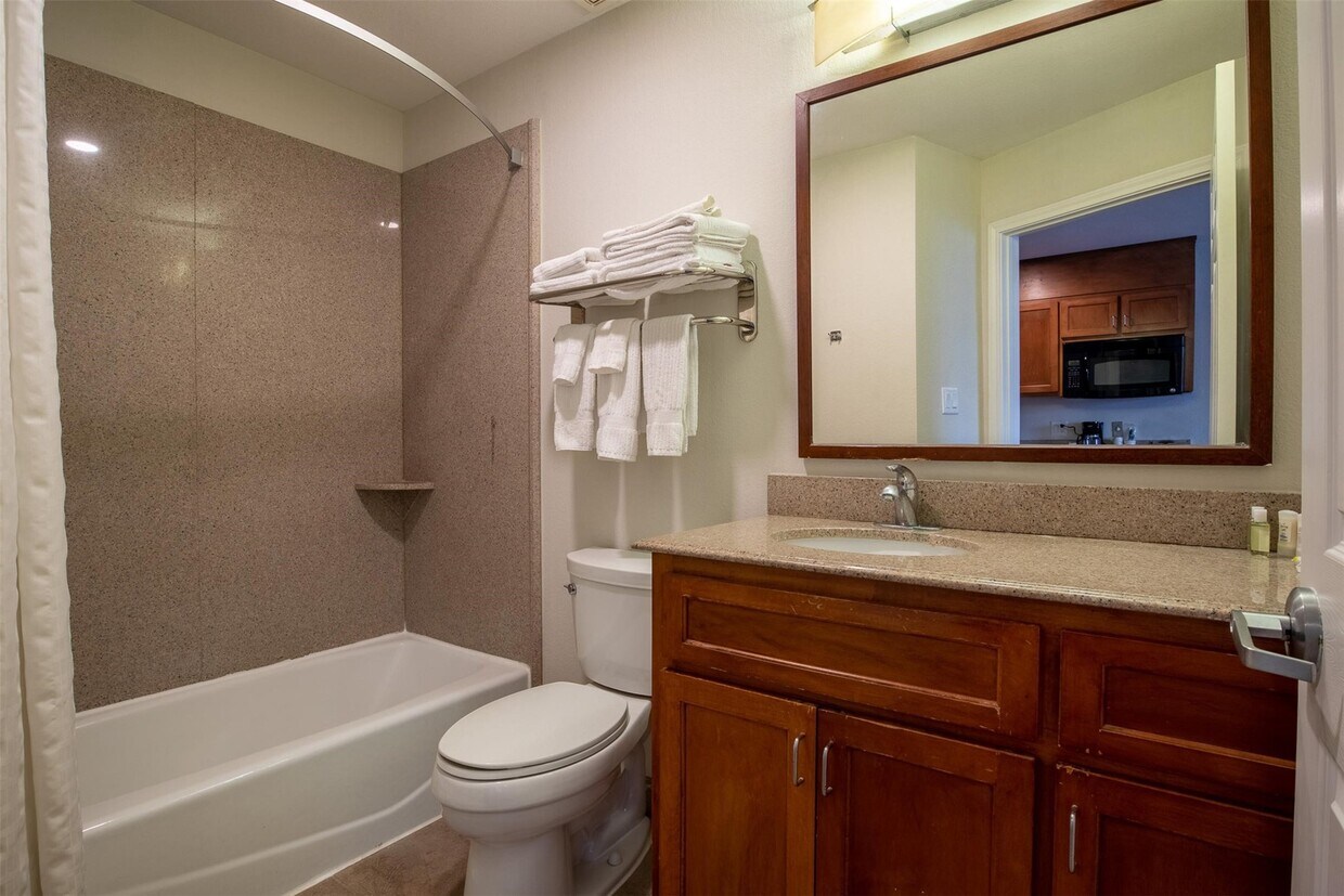 Primary Photo - 12254 Farm to Market 1960 Rd W