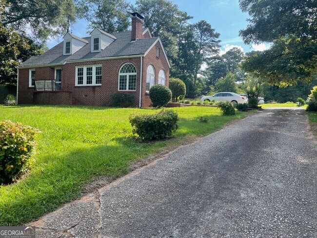 Foto del edificio - 4802 Chamblee Tucker Rd