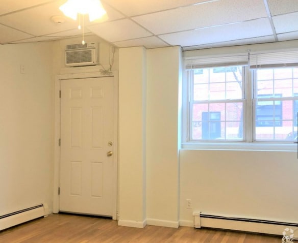 Building Photo - 336 North St
