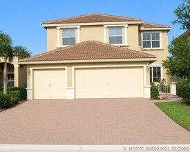 Building Photo - 3945 Torres Cir