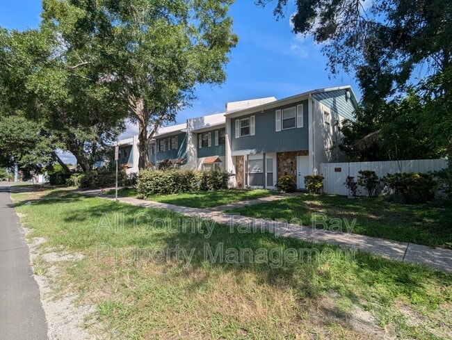 Photo - 3417 W Kirby St Townhome