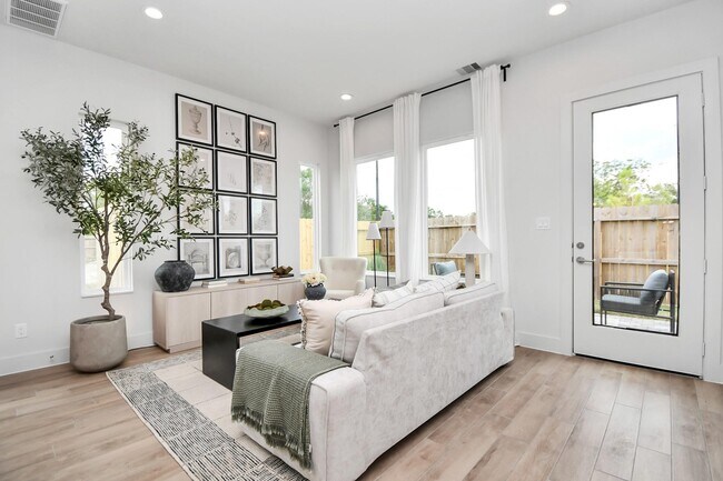 Foto del edificio - 3015 Pelon Cay Dr