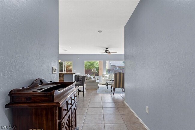 Foto del edificio - 7460 Lintwhite St
