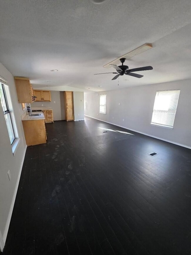 Foto del edificio - 310 Paddock St