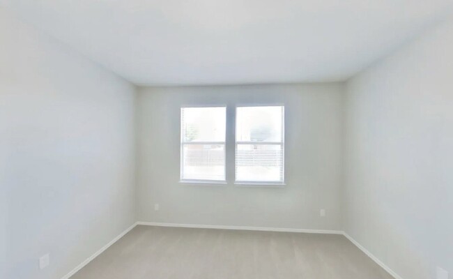 Foto del edificio - Charming 3-Bedroom Retreat Designed for Everyday Comfort