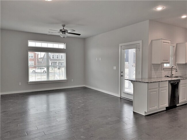 Building Photo - 3901 SW Peachwood Dr