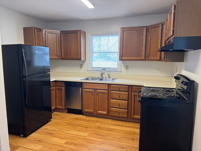 Foto del edificio - 16 Orchard Ln