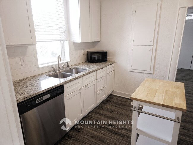 Foto del edificio - 1074 E Kensington Ave