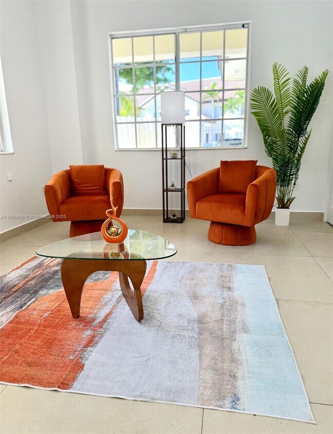 Foto principal - 8851 NW 110th Pl