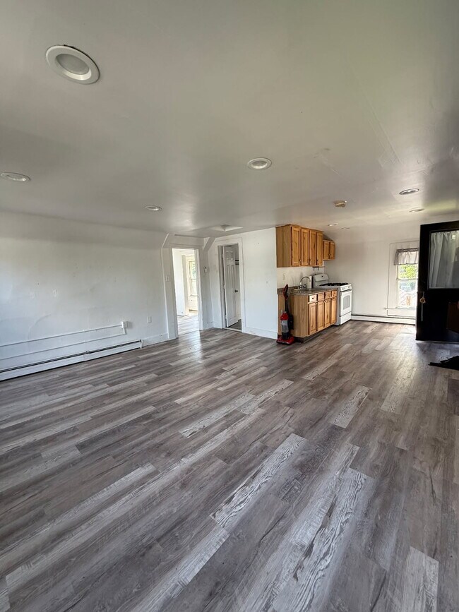 LIVING ROOM/ KITCHEN - 1083 W Market St