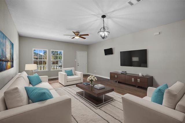 Foto del edificio - 4615 Cherbourg St