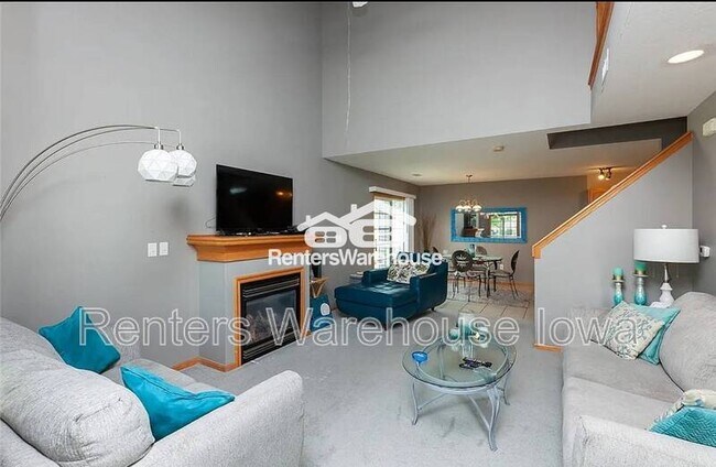 Building Photo - 3799 Village Run Dr