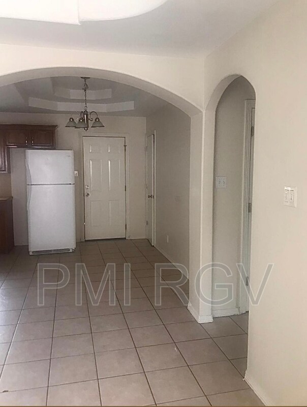 Foto del edificio - 1105 S Palm Dr