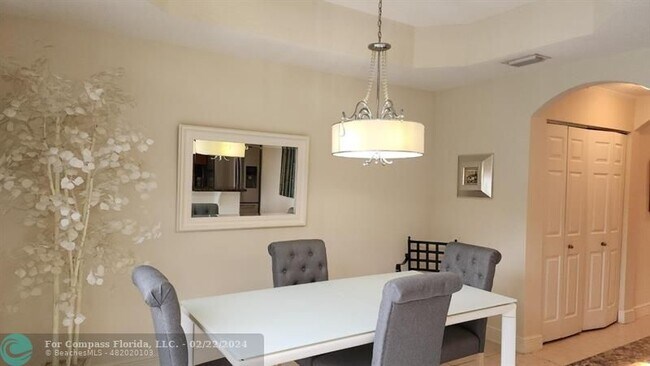 Foto del edificio - 2337 Anchor Ct