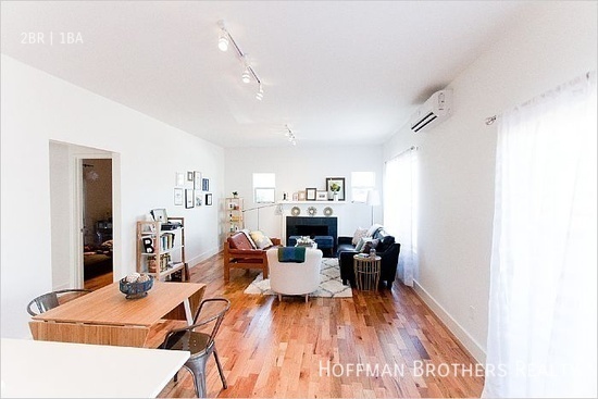 Building Photo - 3216 Bellevue Ave