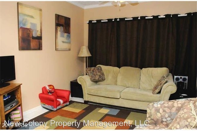 Foto del edificio - 3 br, 3.5 bath House - 8362 Finchleigh Street