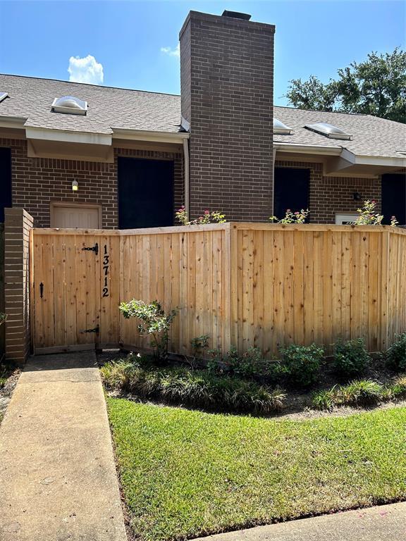 Foto principal - 13712 Hollowgreen Dr