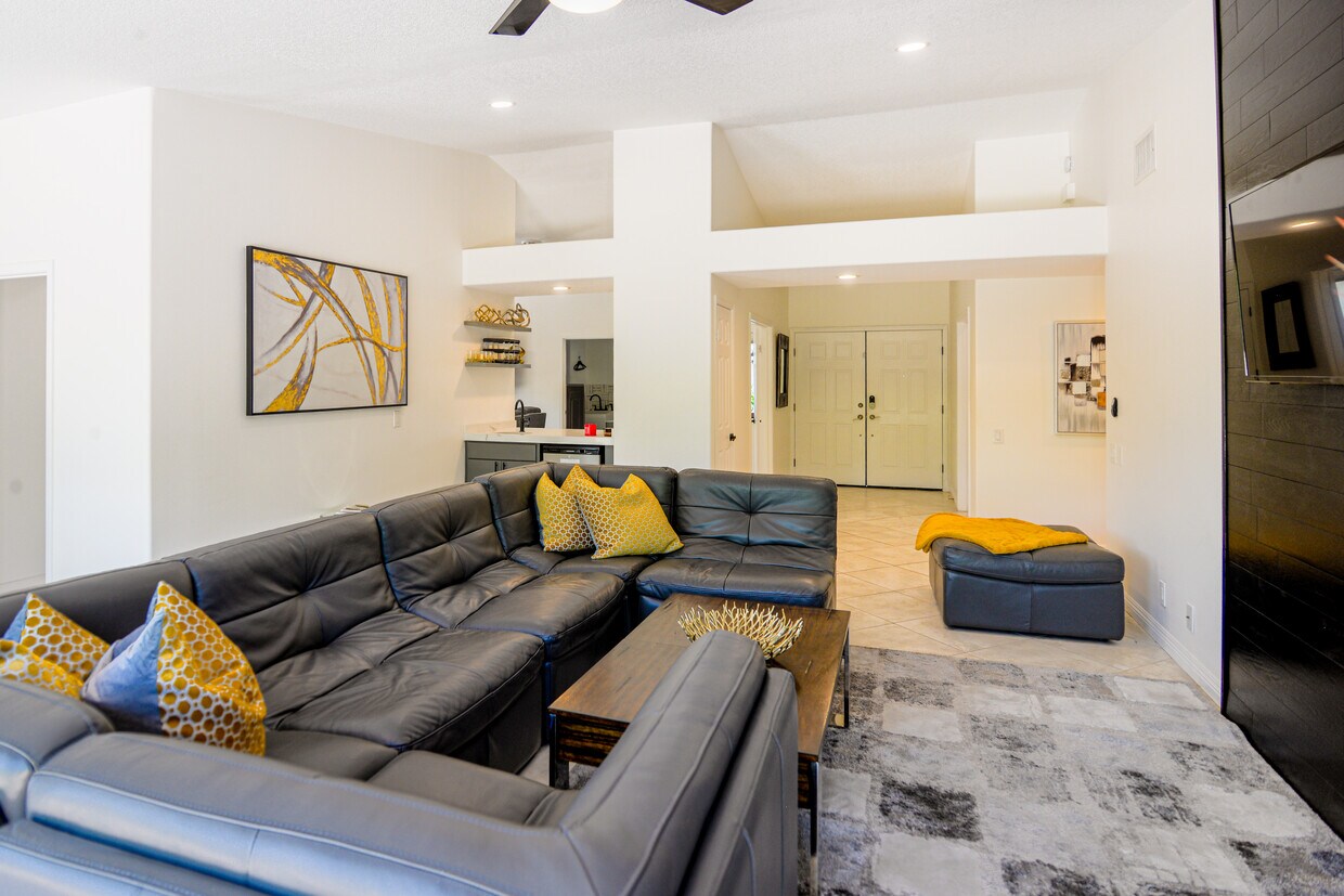 Foto principal - 74830 Waring Ct