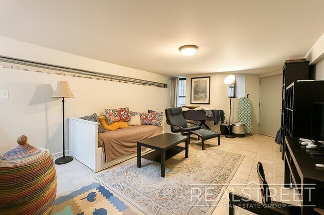 Foto del edificio - Lovely 2.5 Bedroom Duplex in Park Slope steps from Prospect Park