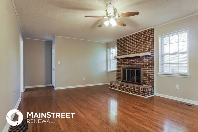 Building Photo - 1299 Glenridge Ln