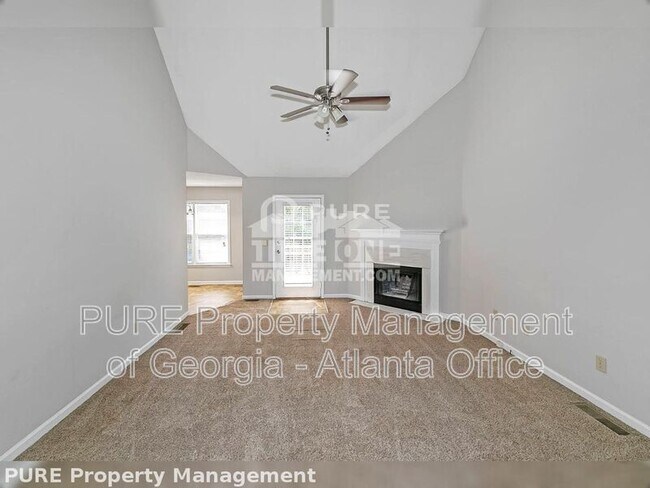 Foto del edificio - 52 E Boxwood Dr SE