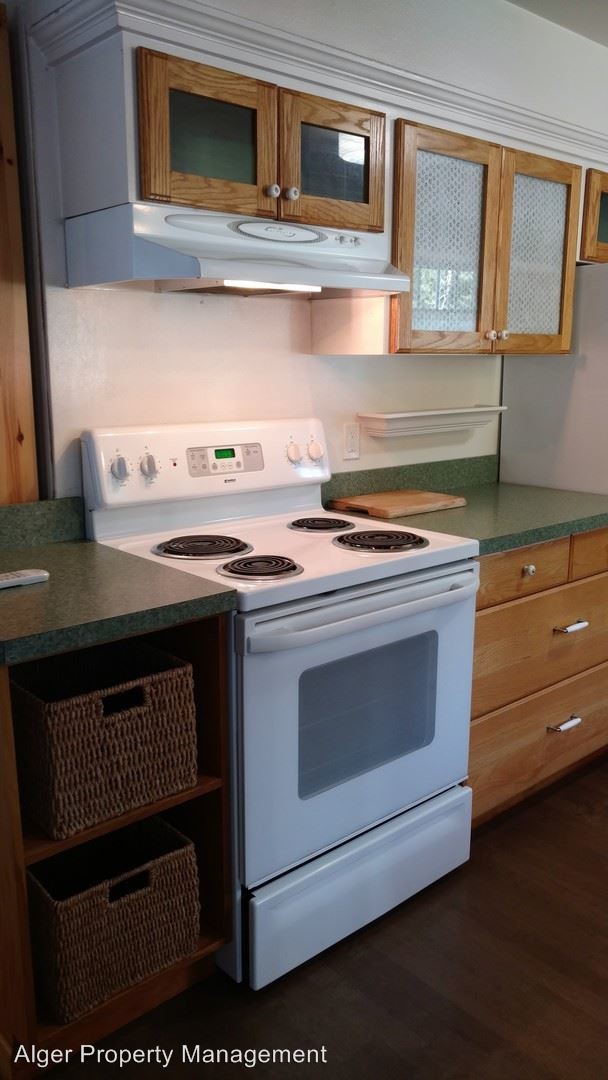 Foto del edificio - 3 br, 1 bath House - 3370 NE Melody Ln