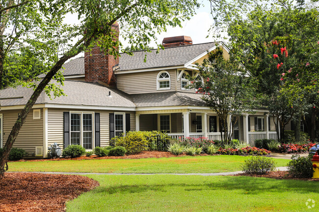 Building Photo - Georgetown Oaks