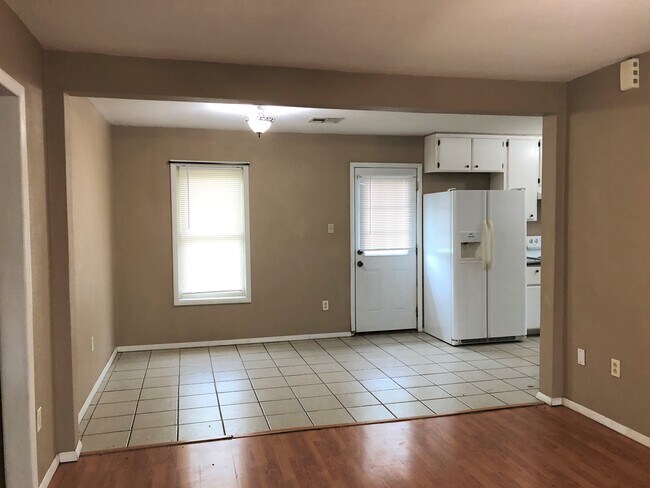 Foto del edificio - 4027 SE Bedford Cir
