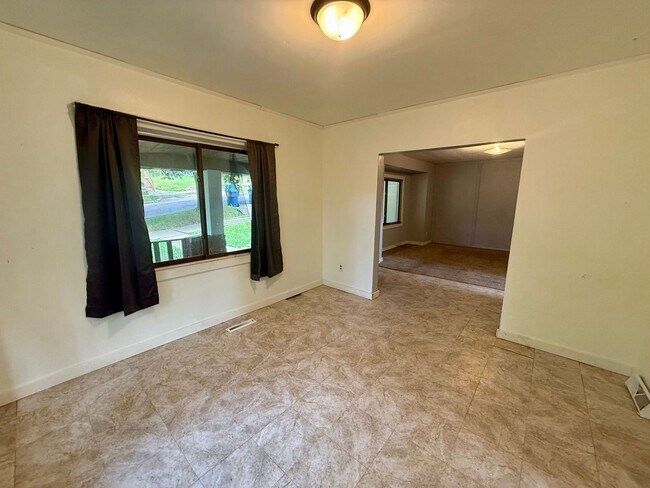 Foto del edificio - 4 Bed 2 Bath Single Family Home in Wausau