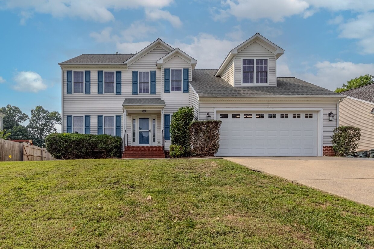 Foto principal - 103 Bluffs Cir