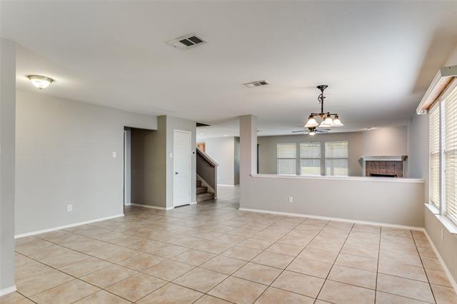 Foto del edificio - 12632 Summerwood Dr