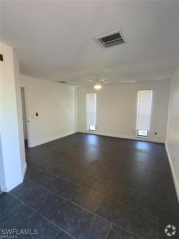Building Photo - 18200 Phlox Dr