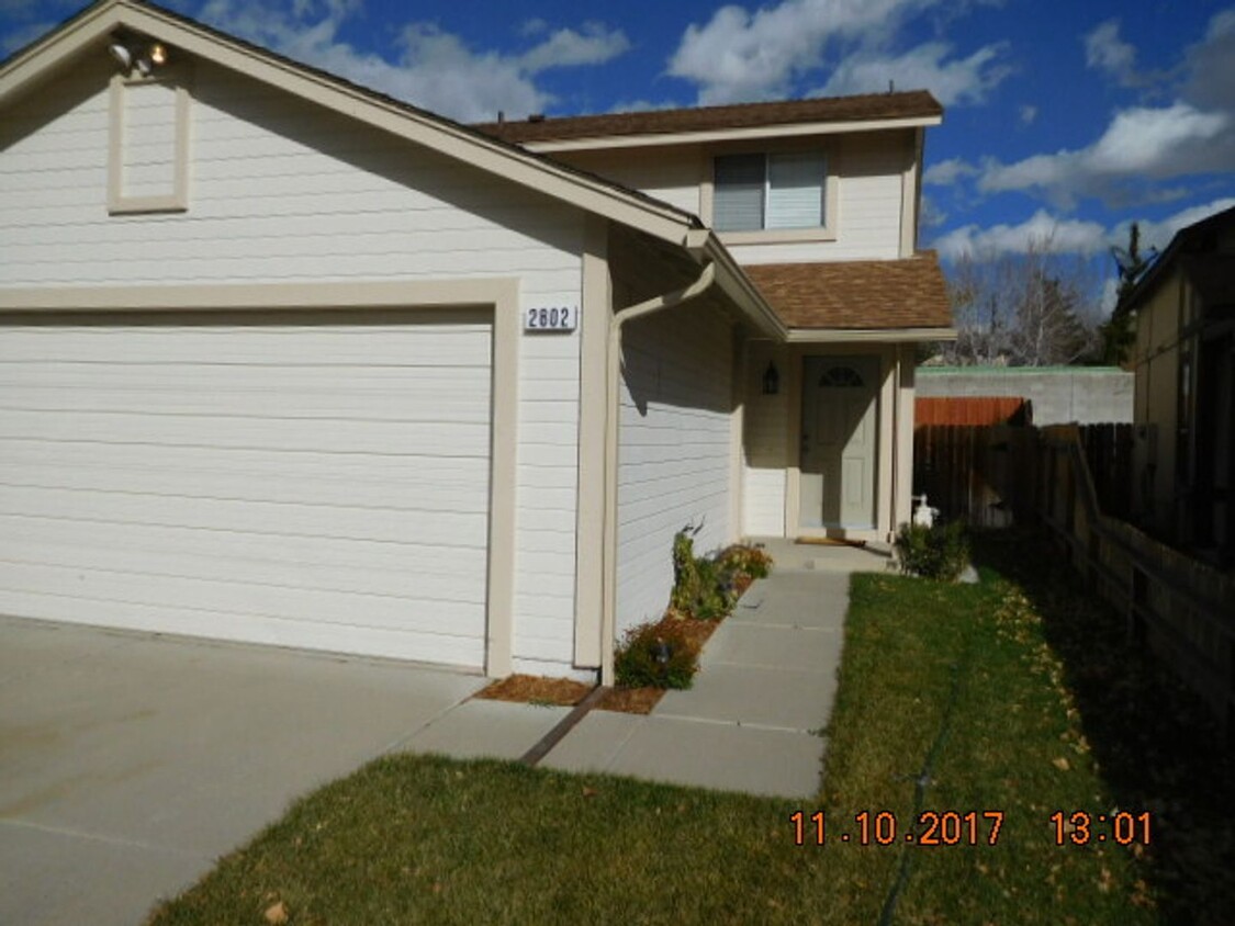 Foto principal - Gorgeous 3 bedroom in Sparks