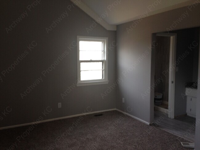 Foto del edificio - 14622 W 89th St