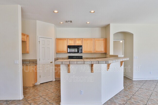 Foto del edificio - 3036 E Fremont Rd