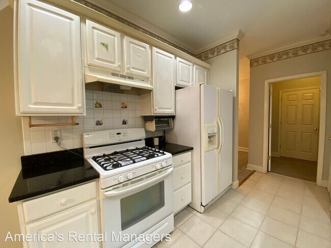Building Photo - 3 br, 2 bath House - 245 Paradise Lake Drive