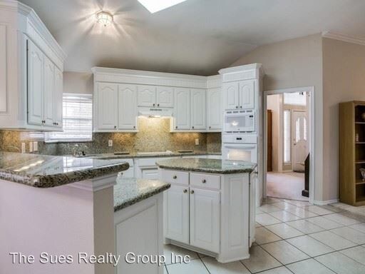 Foto del edificio - 3 br, 2 bath House - 6705 Rolling Hills Drive