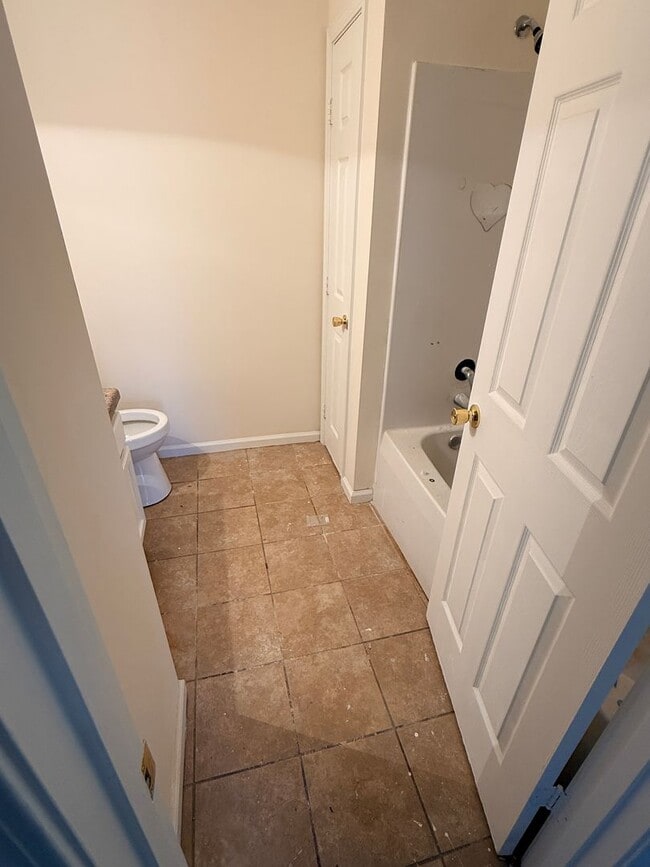 Foto del edificio - 3 bedroom 2 bath house