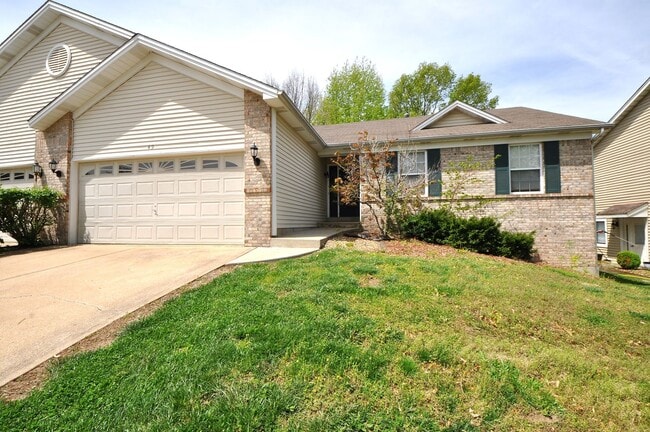 Building Photo - 59 Monterey Cypress Dr