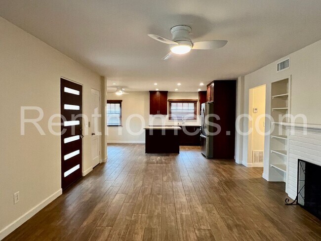 Building Photo - Mission Hills, 4120 Palmetto Wy, Dual Pane...