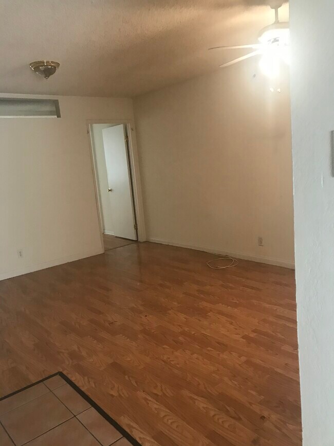 Building Photo - 4638 Tilden Ave