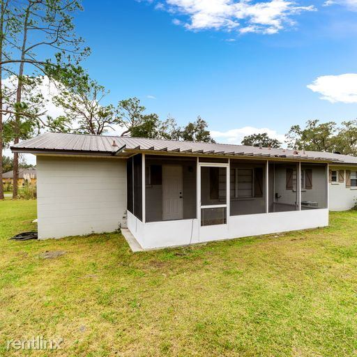 Foto del edificio - 3 br, 2 bath House - 949 Northwest 7th Street